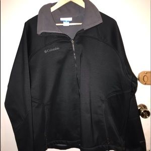 Like New Columbia Shell Coat